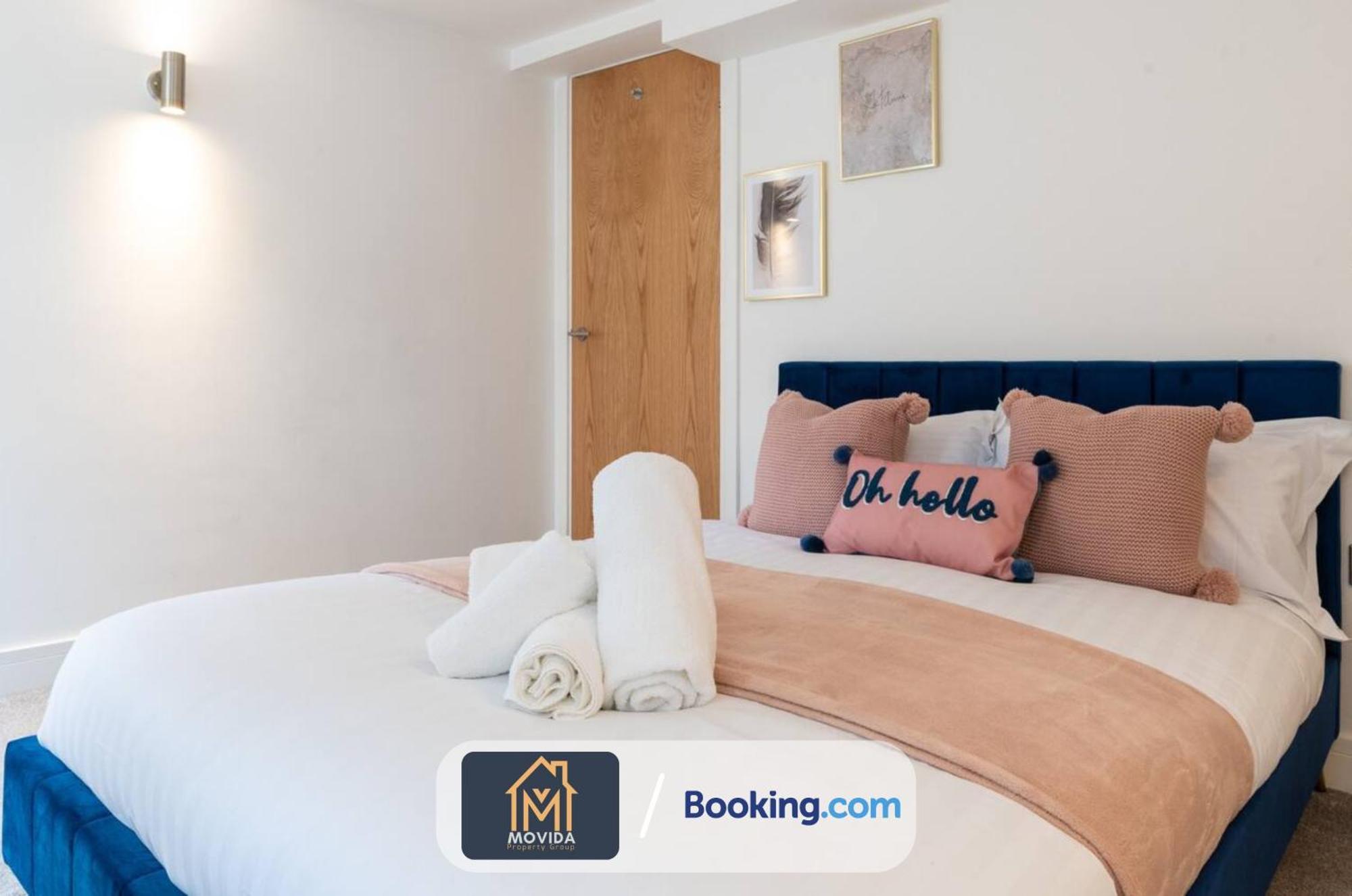 Stylish Two Bed Town Centre Apartment By Movida Property Group Short Lets & Serviced Accommodation With Parking Harrogate Esterno foto