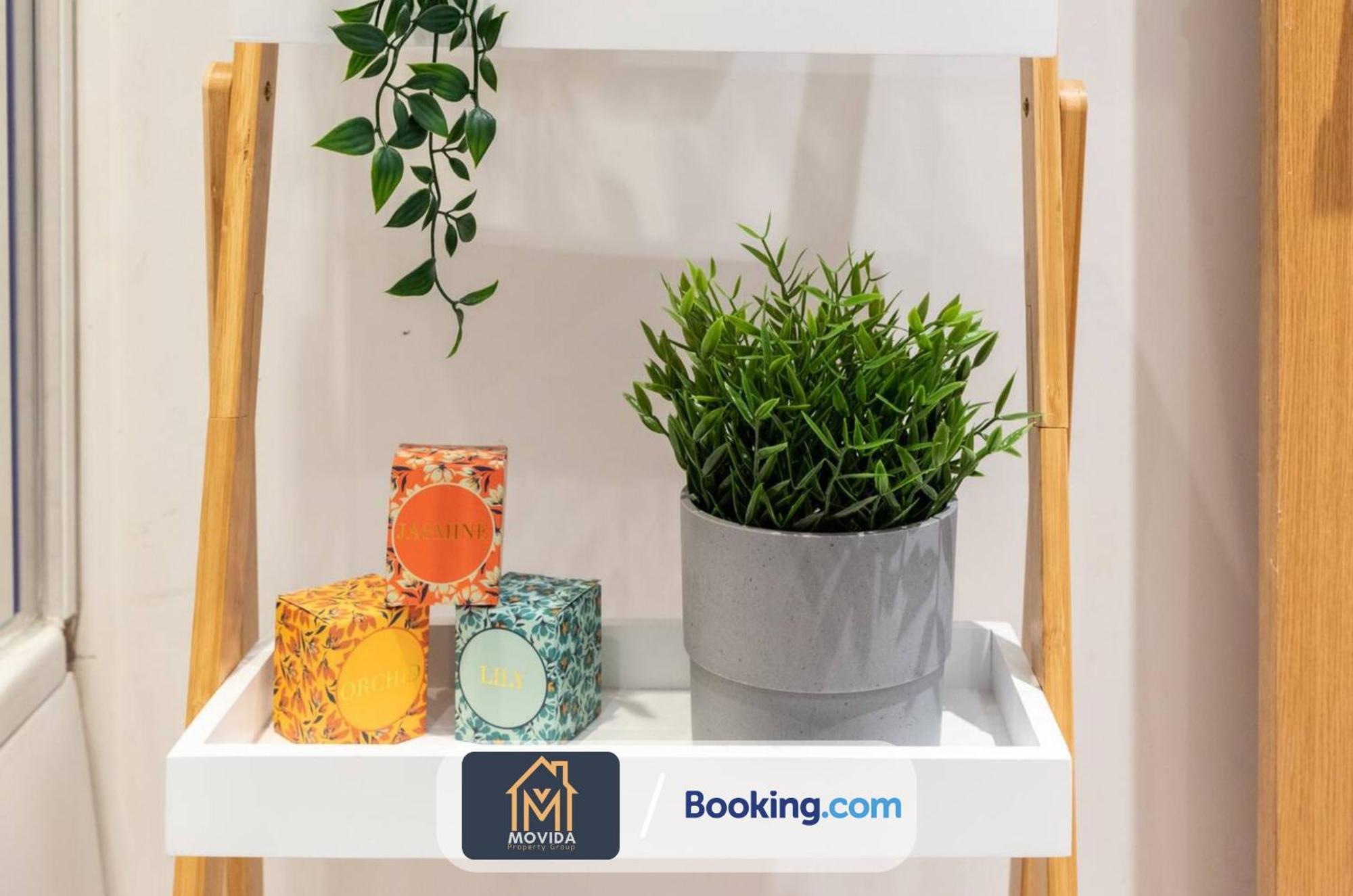 Stylish Two Bed Town Centre Apartment By Movida Property Group Short Lets & Serviced Accommodation With Parking Harrogate Esterno foto
